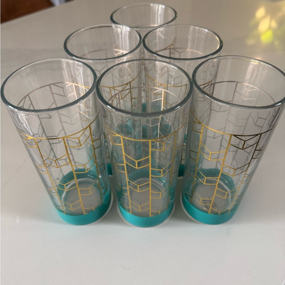Glasses with Gold Geometric Pattern